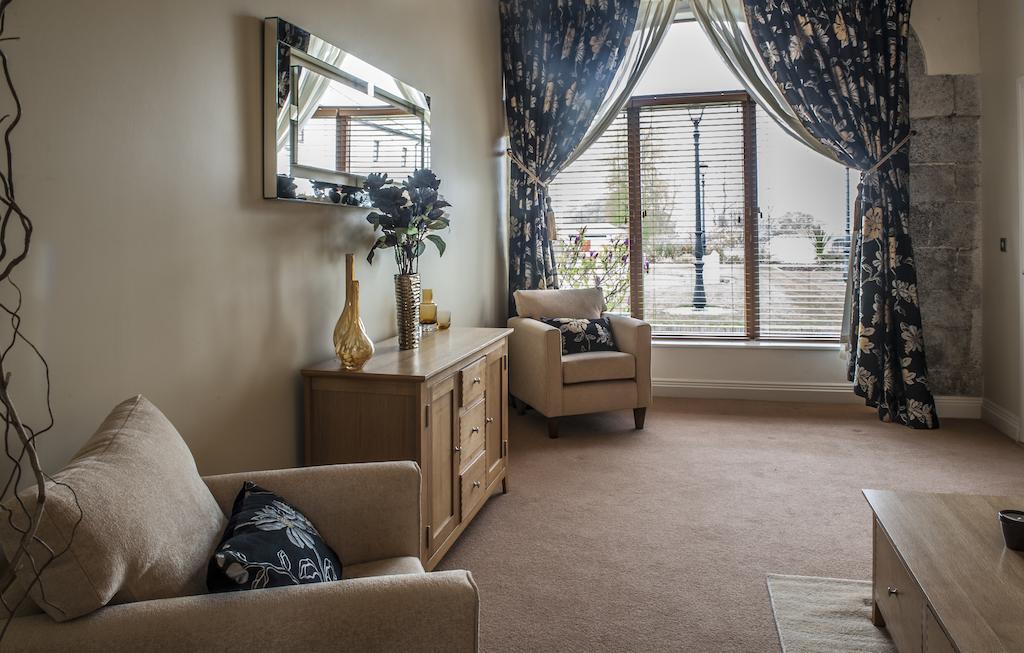 New Forest Estate Lodges Tyrrellspass 외부 사진