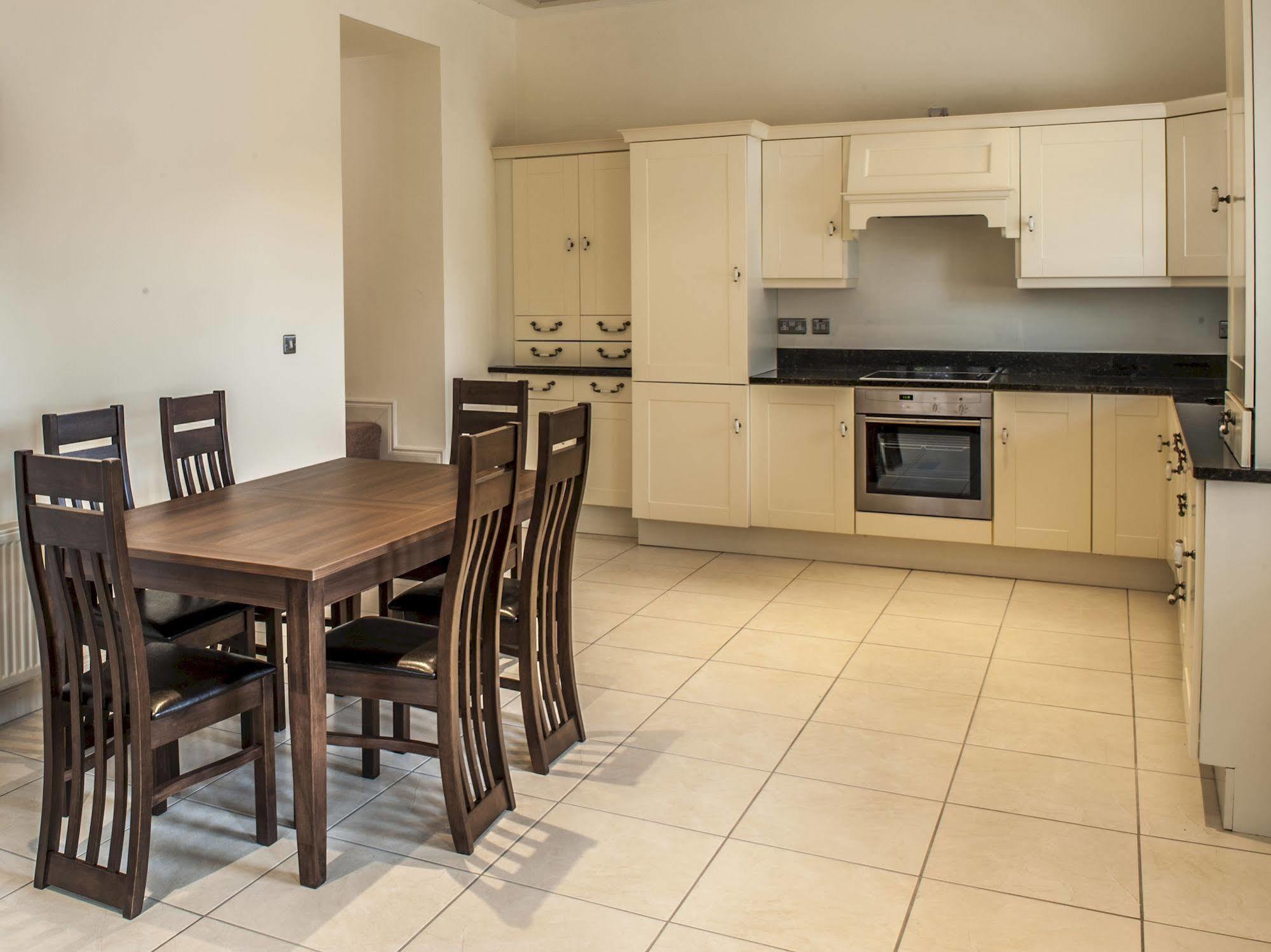 New Forest Estate Lodges Tyrrellspass 외부 사진